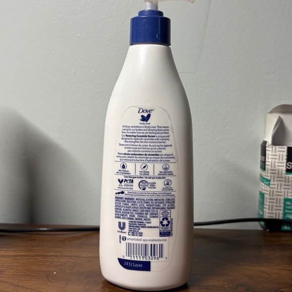 Dove Sensitive Skin Body Wash and Lotion Set - White and Blue - Picture 3 of 7